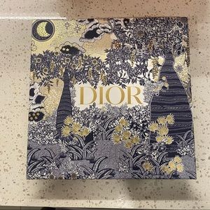 Dior box (ribbon & tissue)